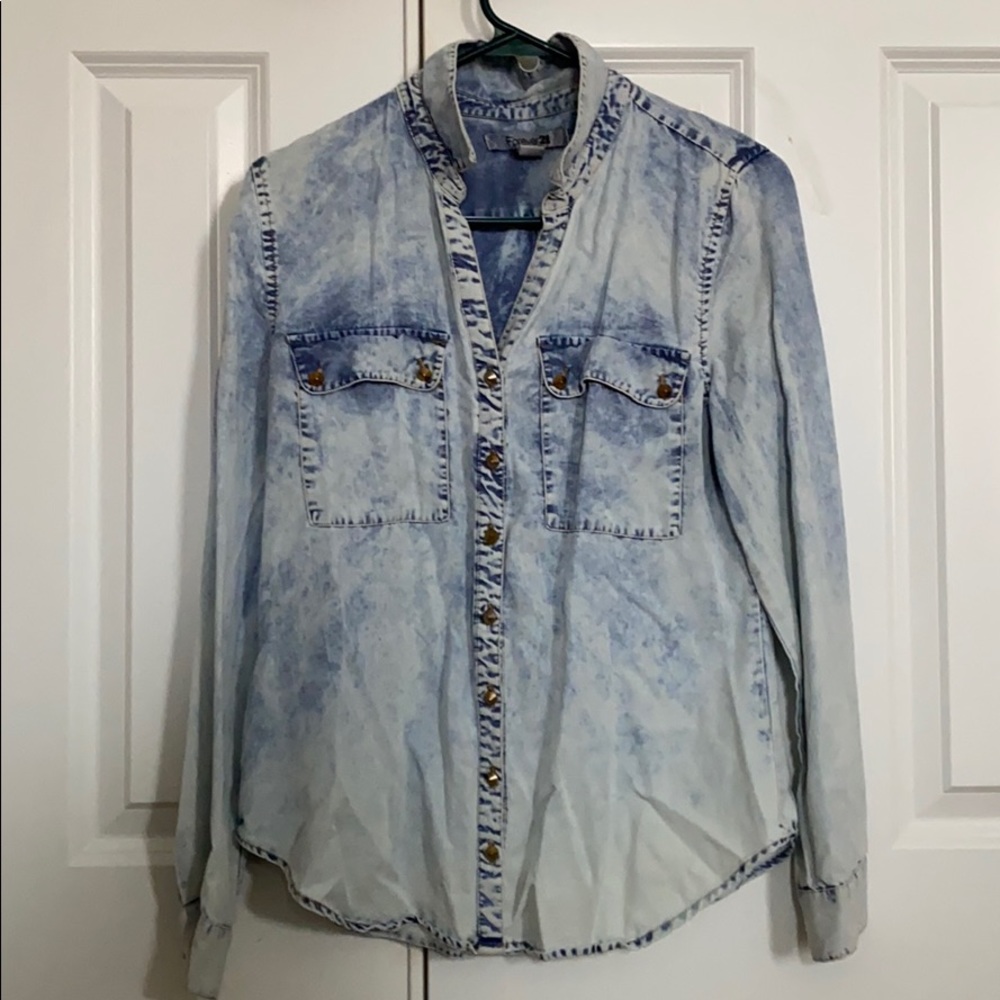 Women’s Acid Wash Button Down